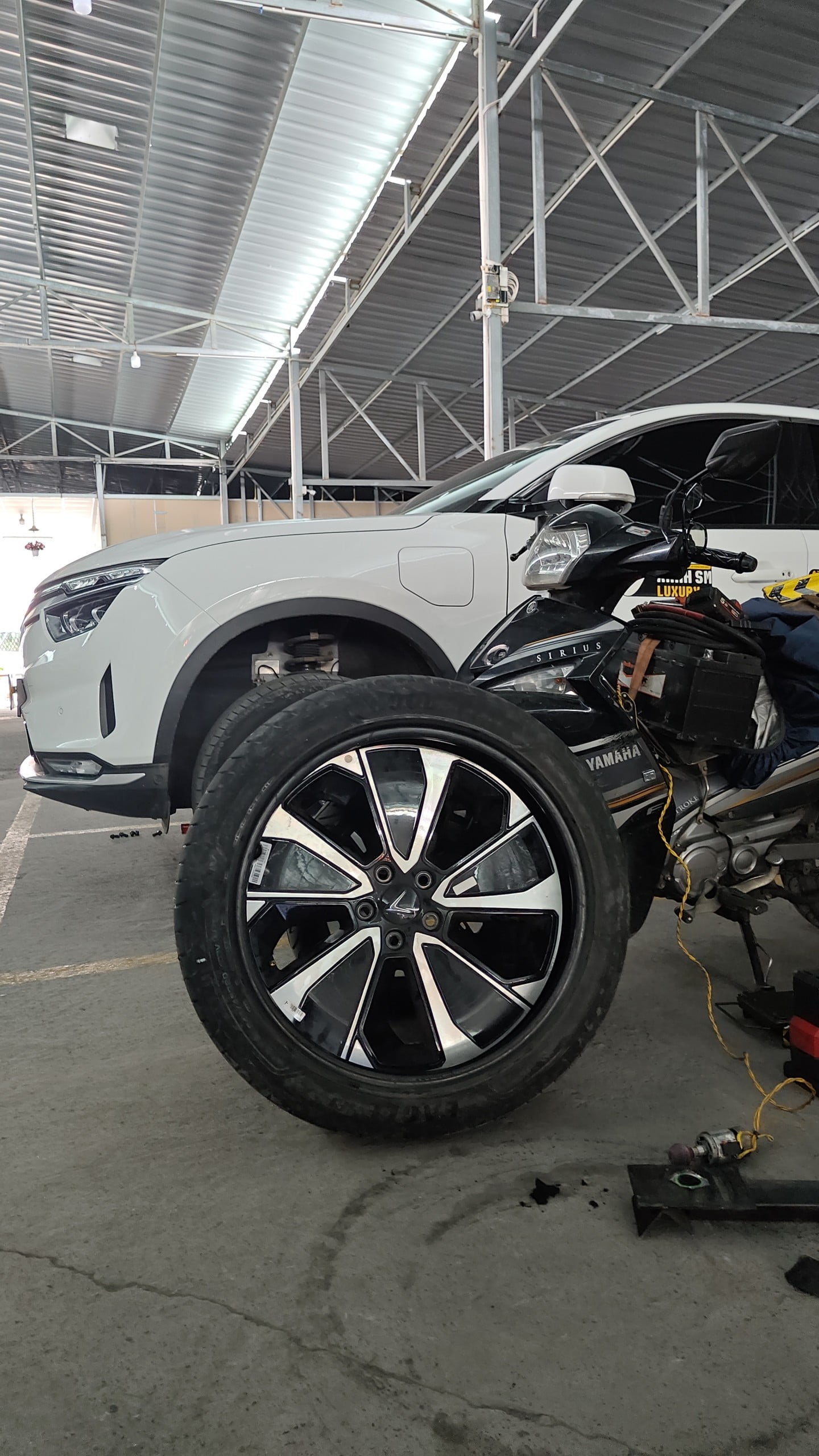 Những lưu ý khi thực hiện vá vỏ ô tô