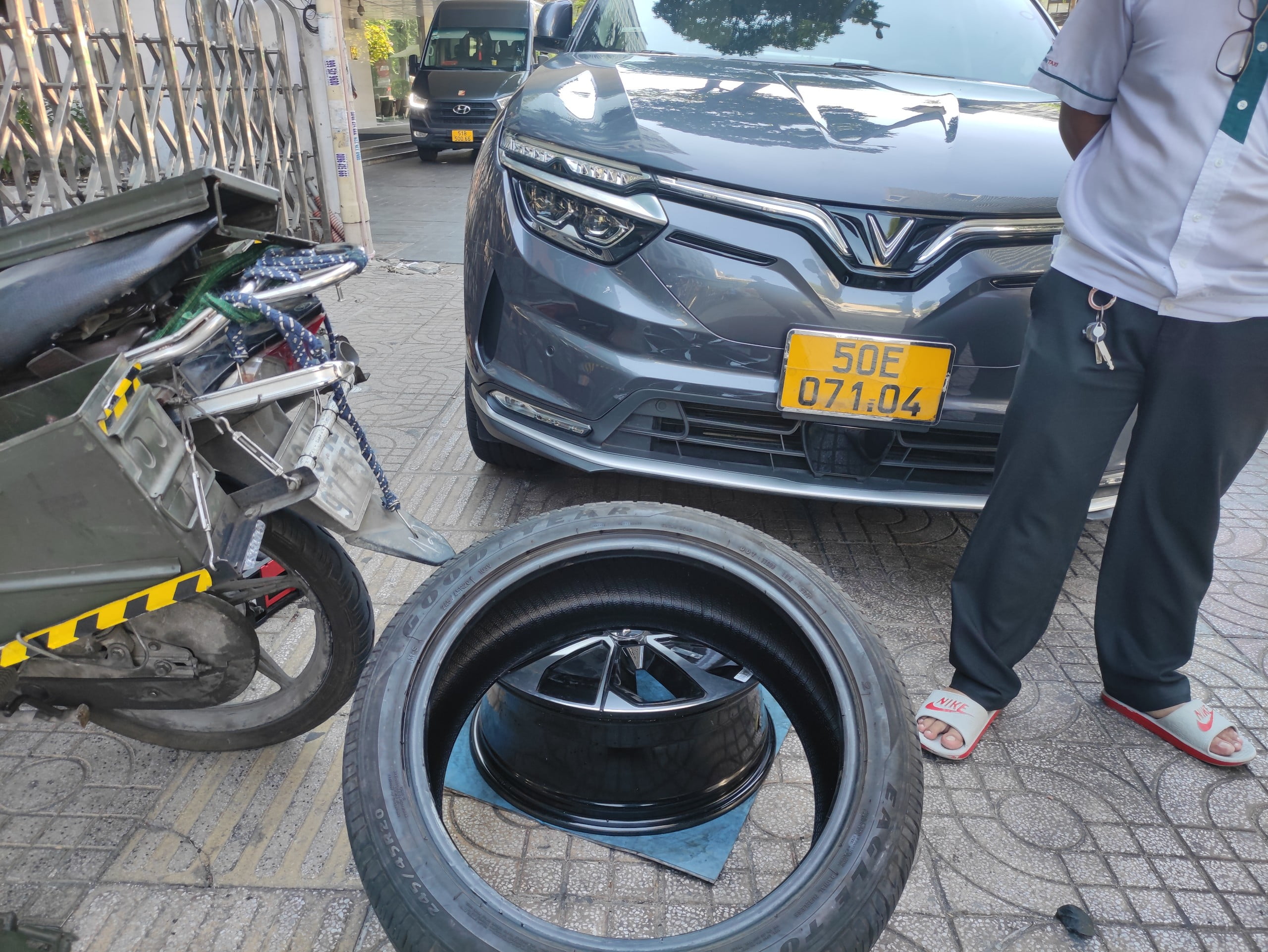 Quy Trình Dịch Vụ Vá Vỏ
