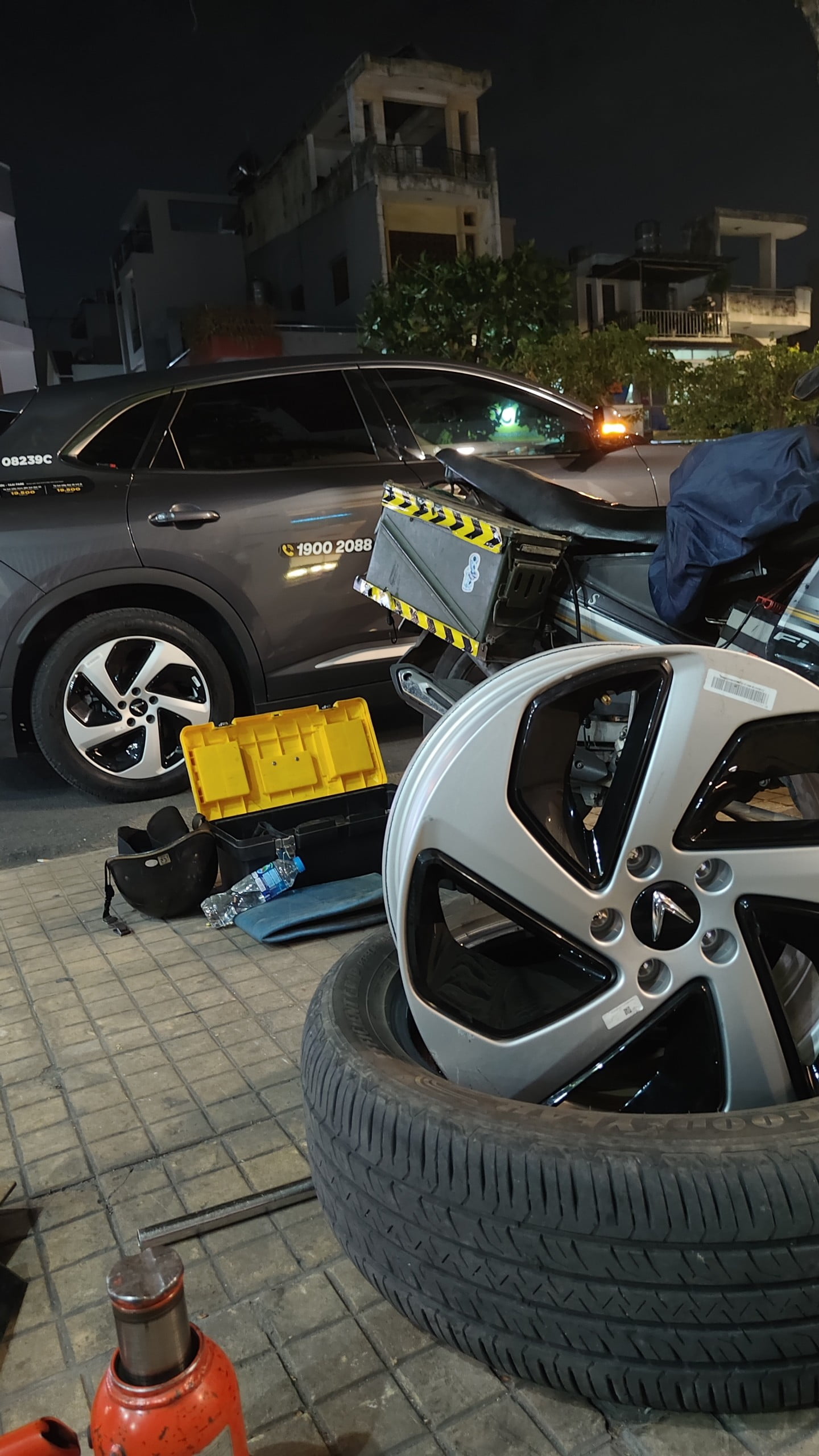Đơn vị cung cấp dịch vụ cứu hộ xe hơi Quận 5,6,11 chất lượng