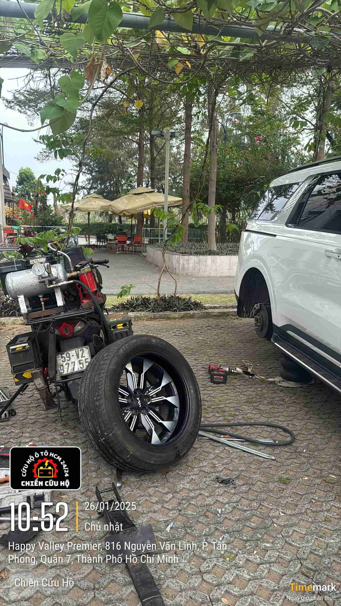 vá vỏ thay vỏ ô tô - chiến cứu hộ